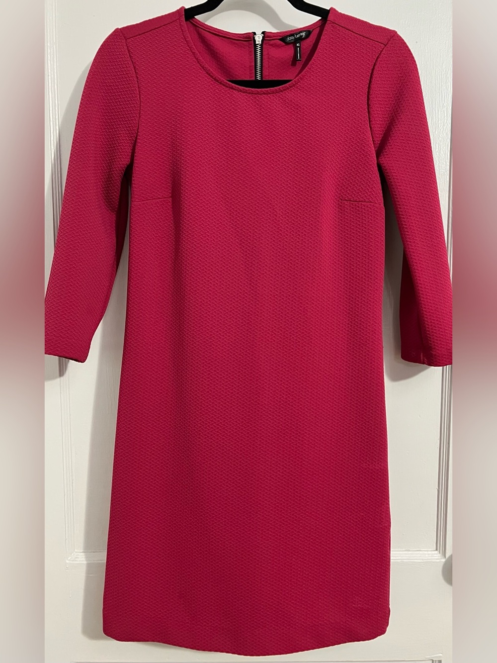 Daisy Fuentes Raspberry Pink Long Sleeve Sheath Dress